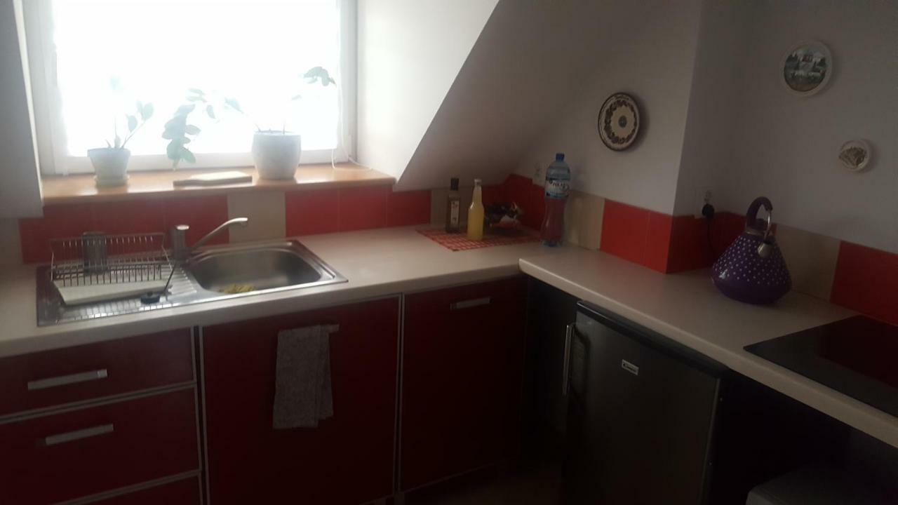 Cudowny Zakatek Z Ogrodem I Basenem Apartment Bukwica  Exterior foto